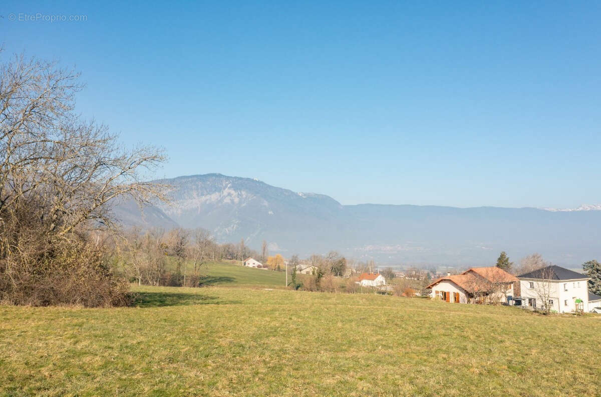 Appartement à DINGY-EN-VUACHE