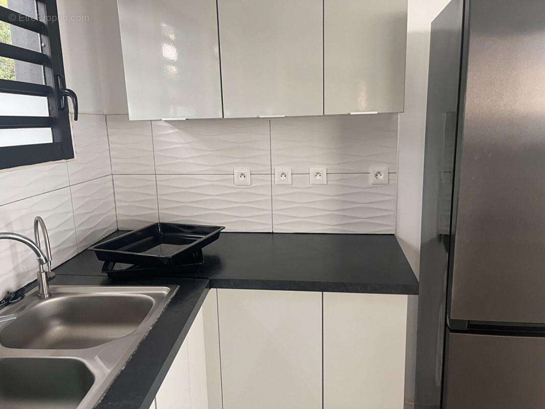 Appartement à LES AVIRONS