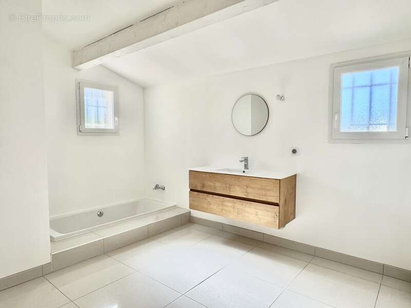 Maison à CORNILLON-CONFOUX