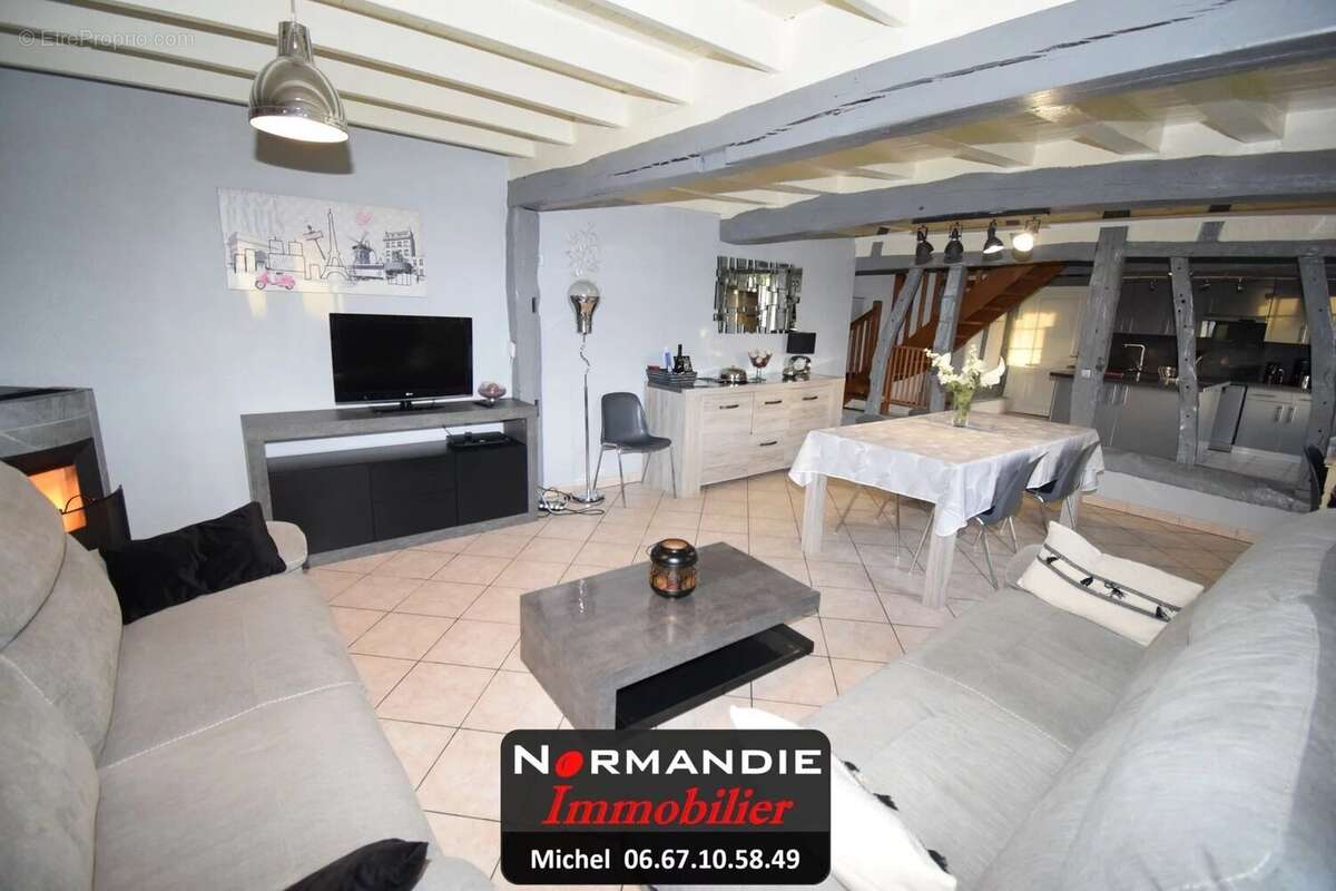 Maison à FRESQUIENNES