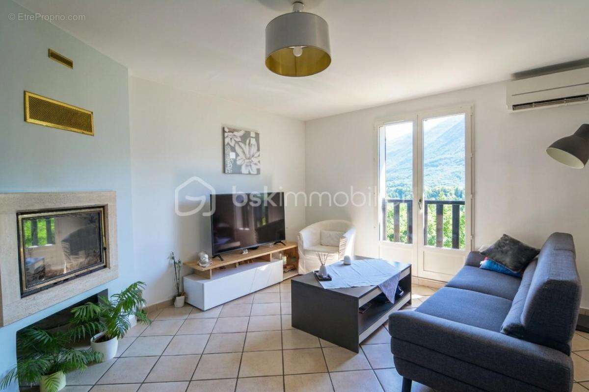 COUP DE COEUR : Maison avec vue panoramique sur les montagnes - 107 m² - 3 chambres - Garage - Jardin - Notre-Dame-de-Mésage - photo 3