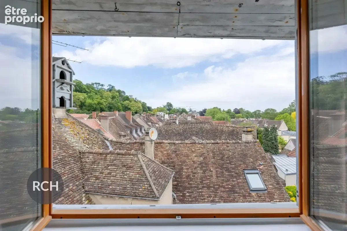 Montfort-l'Amaury - Duplex de 82,87m2 en plein coeur du centre historique - photo 2