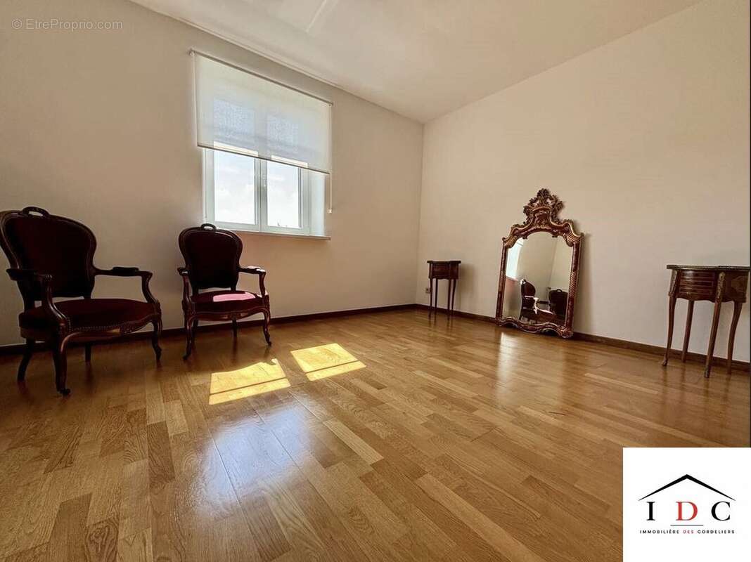 271 m² à Drulingen  - photo 2