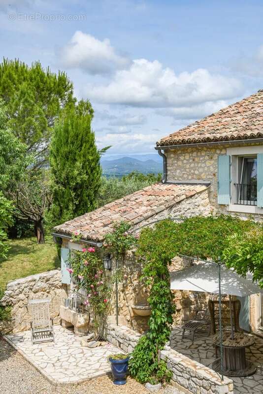 Maison à UZES