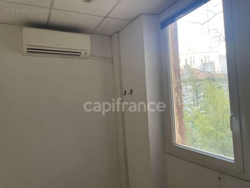 Commerce à MARSEILLE-6E