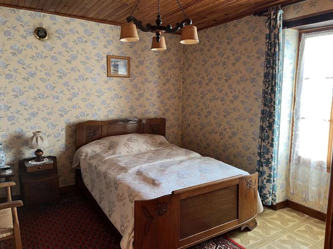 Maison à LATHUS-SAINT-REMY