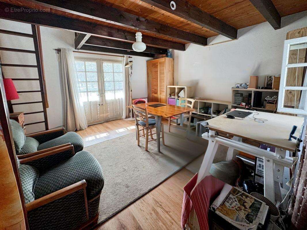 Maison à JOUE-SUR-ERDRE