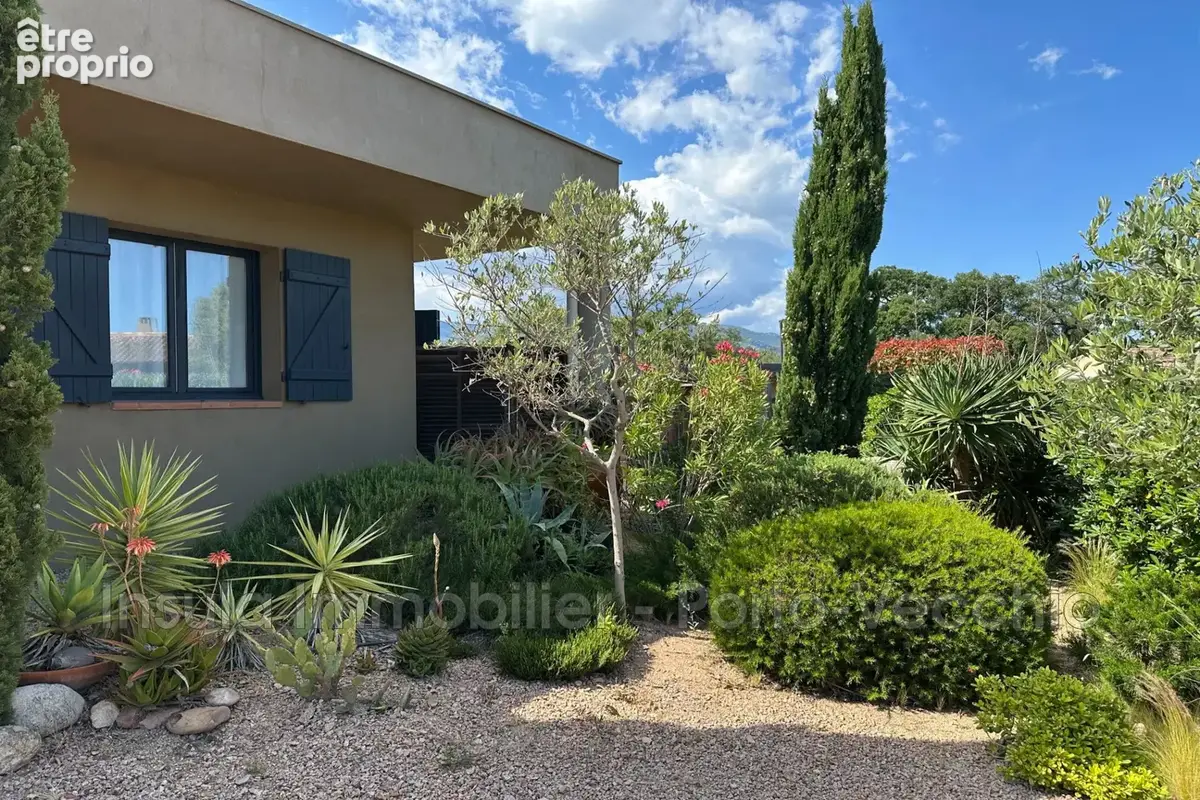 Maison 6 pièces 150 m² à vendre à Porto-Vecchio (20137) - photo 2