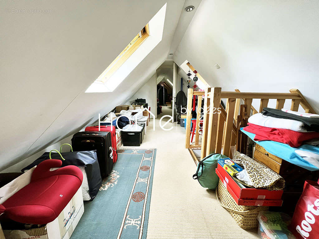 Maison 7 pièces 5 chambres, combles aménagés - photo 13