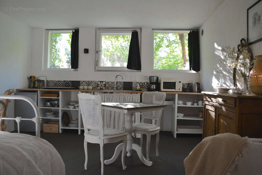 Elégante maison de ville exposée sud - photo 13