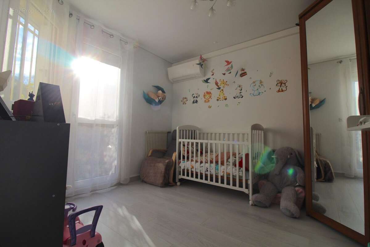 Maison à CHAMPIGNY-SUR-MARNE