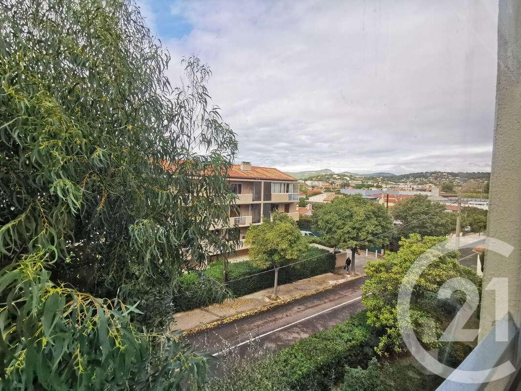 Appartement à SIX-FOURS-LES-PLAGES