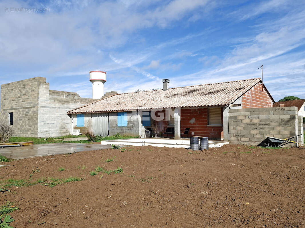 Maison à GARDONNE