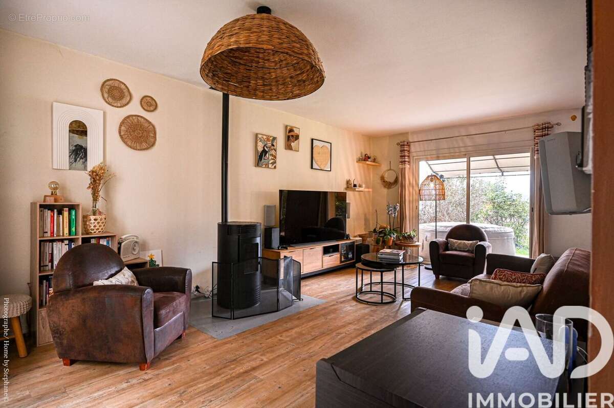 Photo 8 - Maison à PEYPIN