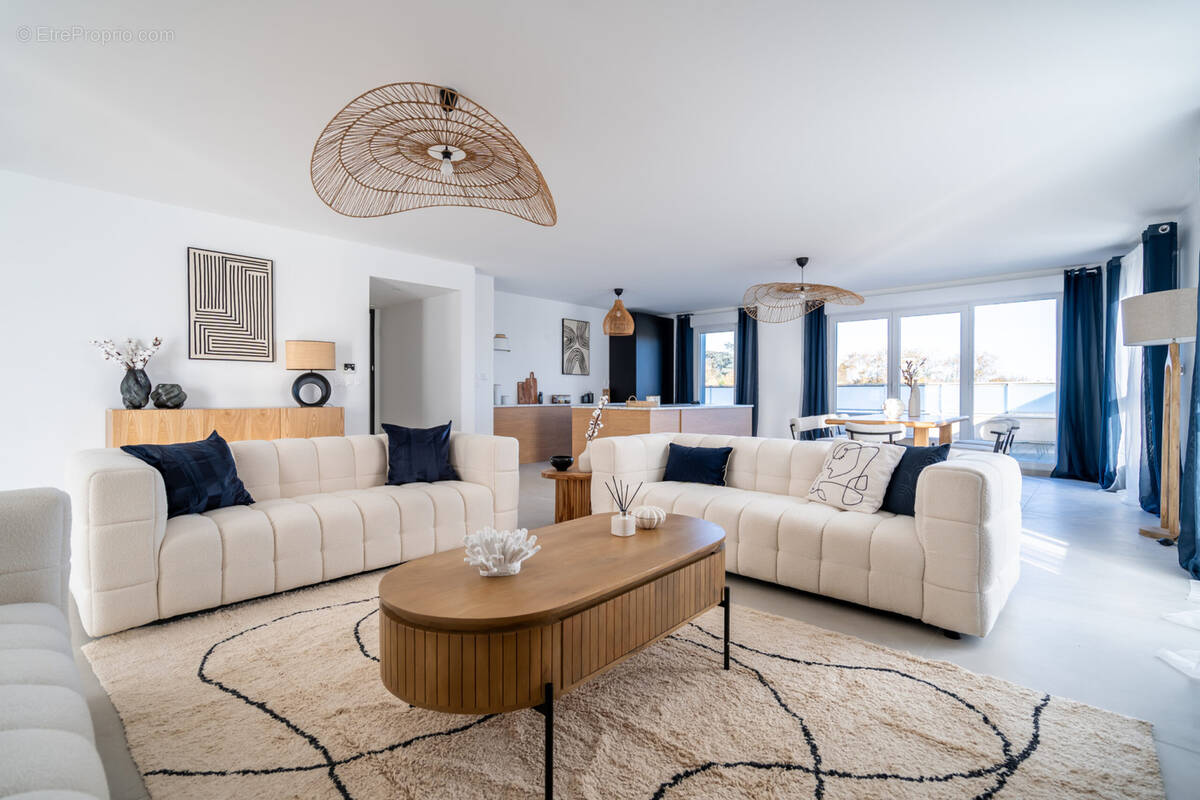 Appartement à CHAMPAGNE-AU-MONT-D'OR