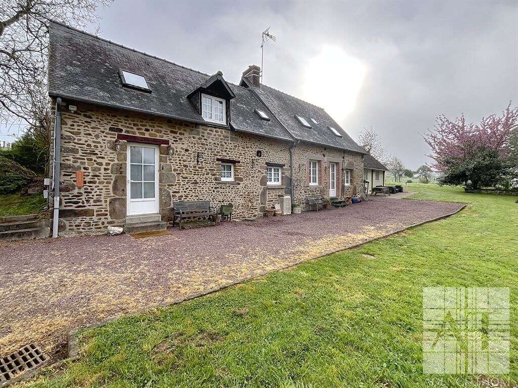 Maison à COUESMES-VAUCE