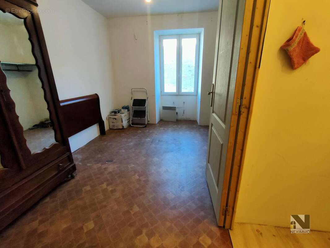 Maison à LA COQUILLE