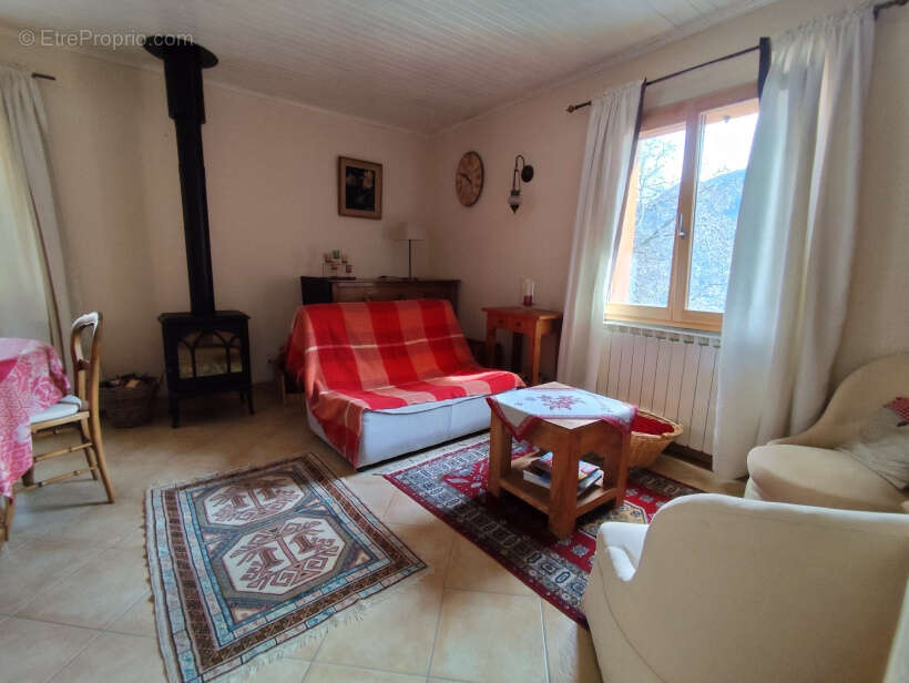 Maison à CHAMPCELLA