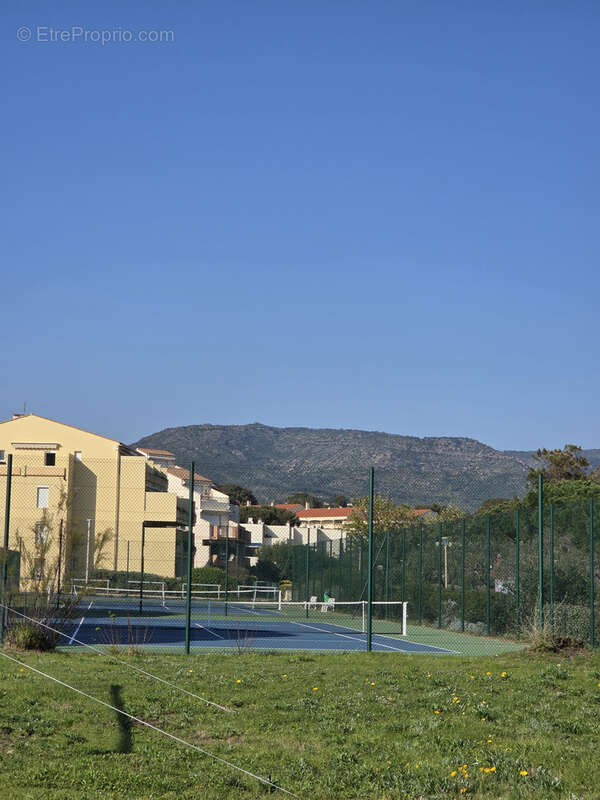 Appartement à BORMES-LES-MIMOSAS
