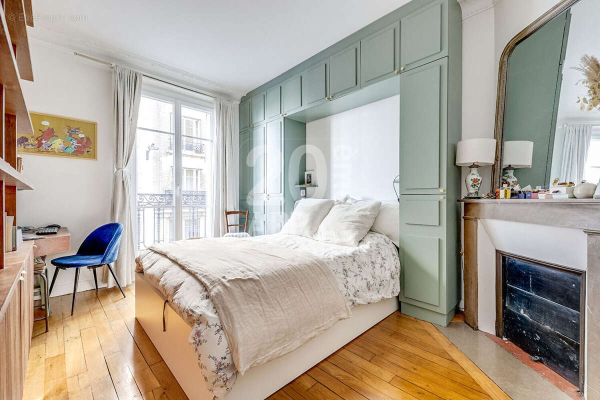 Appartement à PARIS-20E