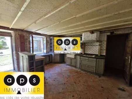 Appartement à POLIGNY