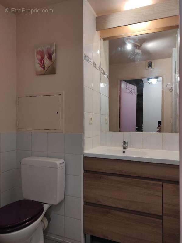   - Appartement à LYON-3E