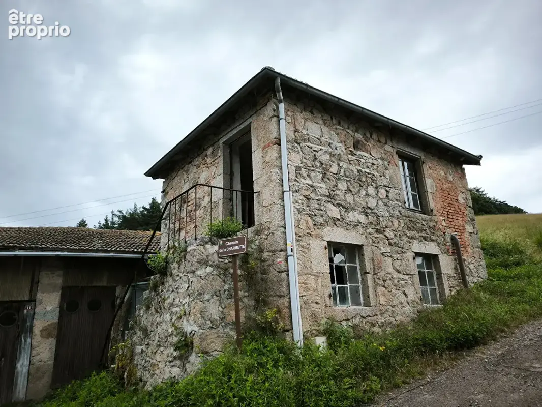Maison à AMBIERLE
