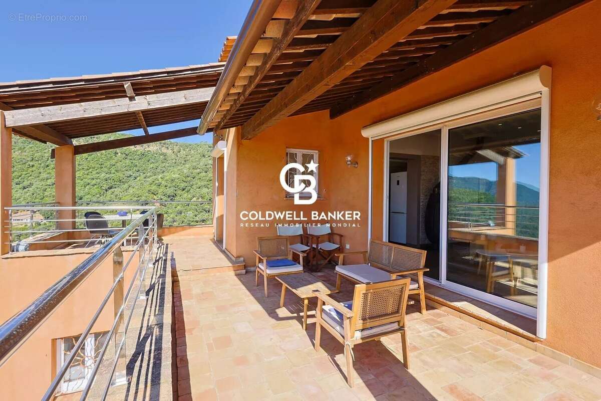 Belle maison à La Croix Valmer avec vue mer et piscine privée - photo 7