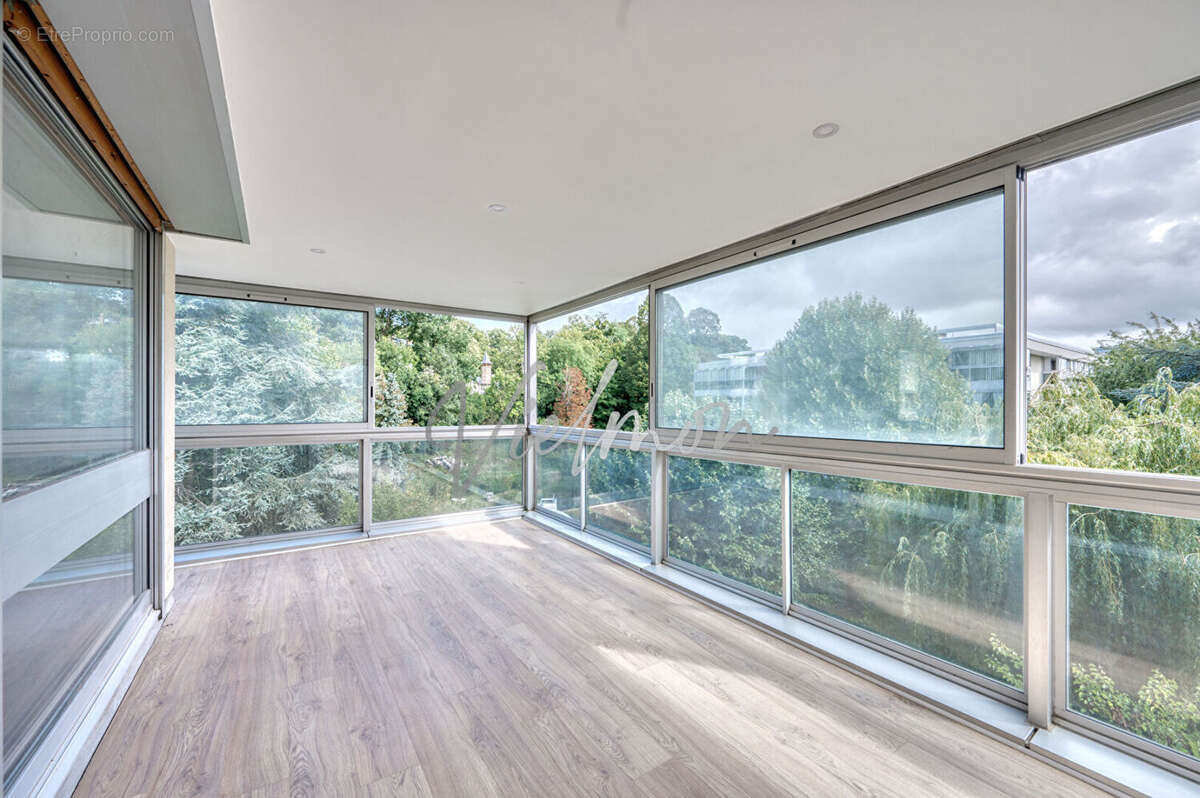 Appartement à LE CHESNAY