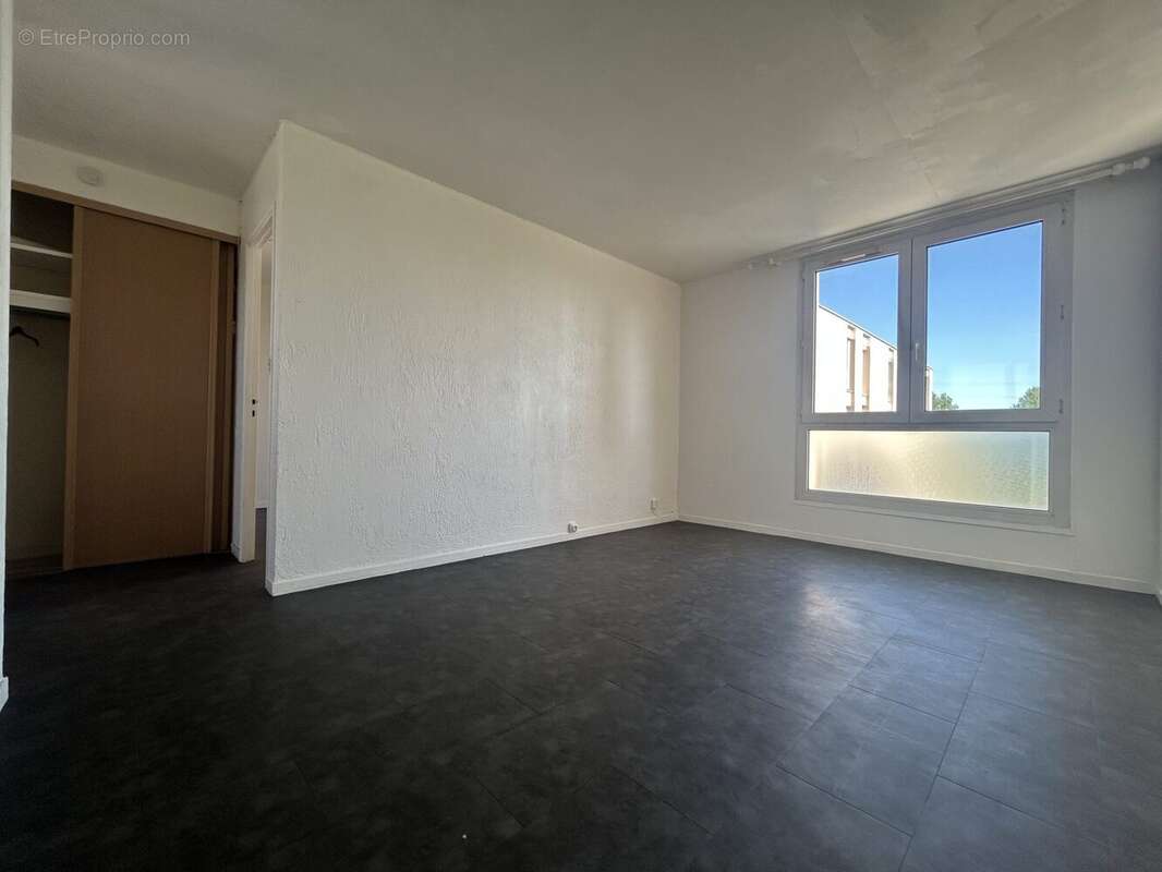 Appartement à BOIS-D'ARCY