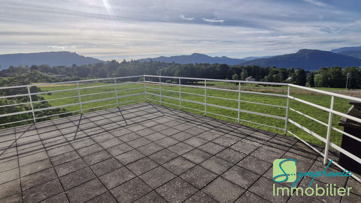 Appartement à TREVIGNIN