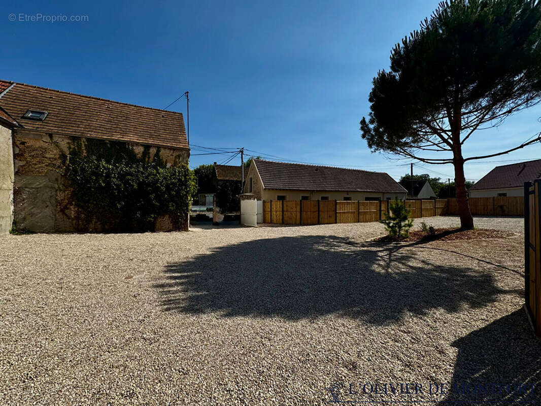 Maison de ville d'exception - 3 pièces, 91.96 m², à vendre - photo 4
