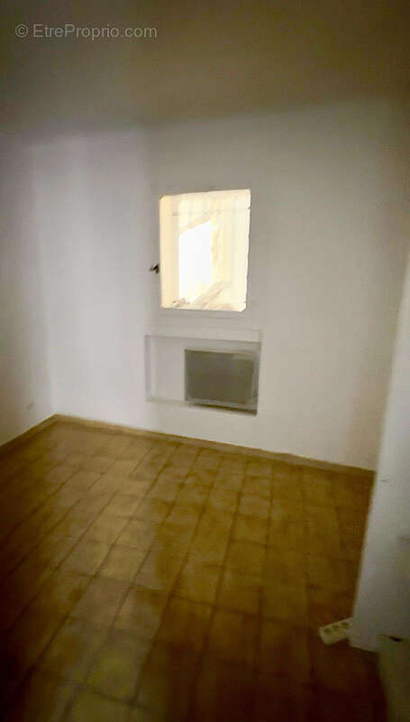 Maison à SAINT-LAURENT-DU-VAR