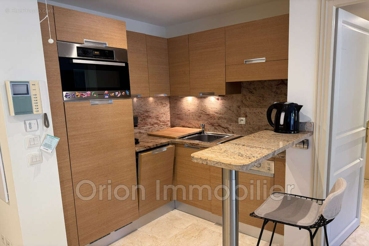 Appartement à THEOULE-SUR-MER