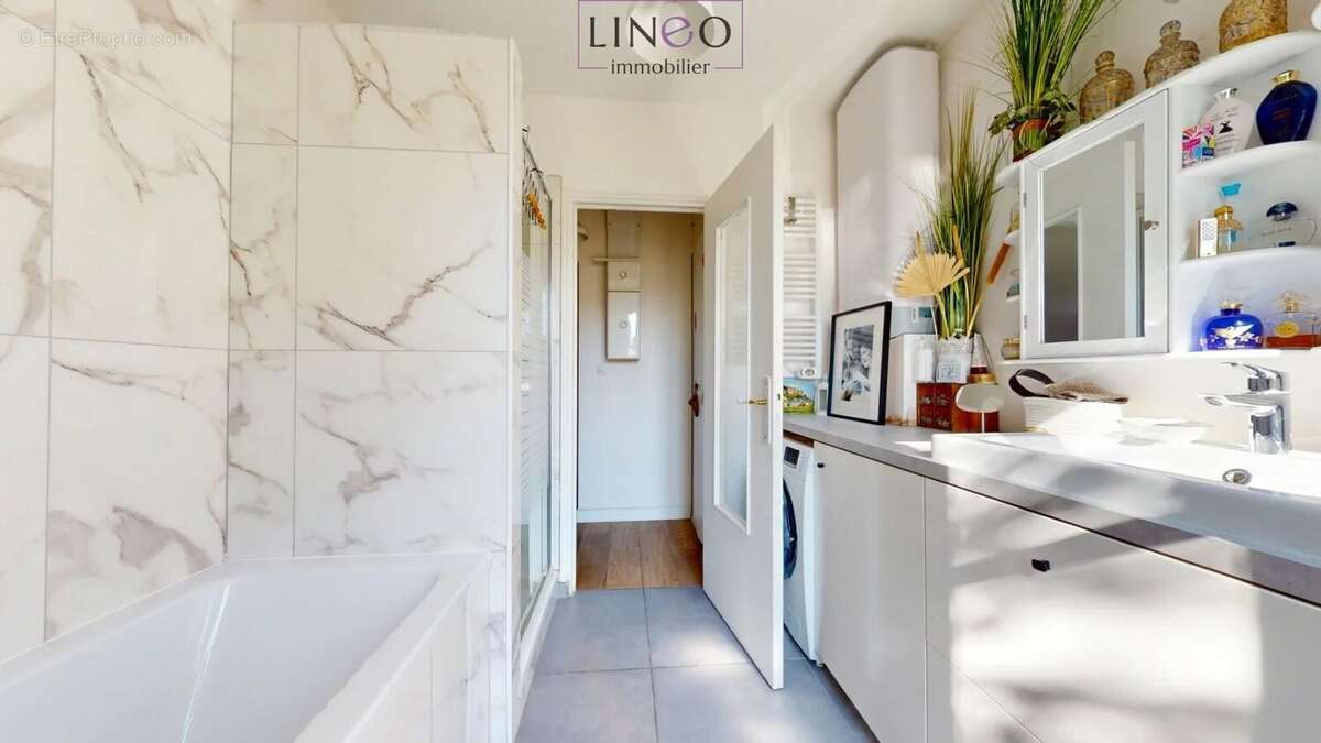 Appartement à CHOISY-LE-ROI
