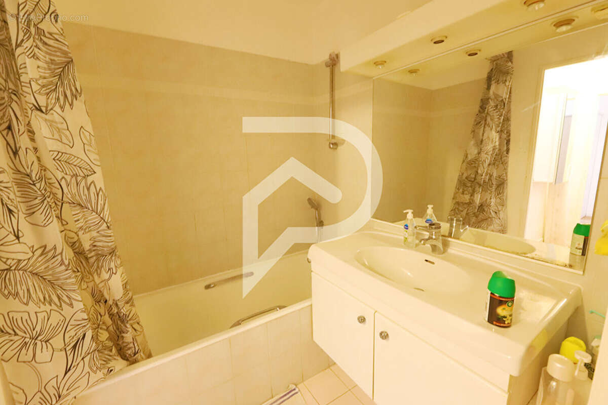 Appartement à RUEIL-MALMAISON