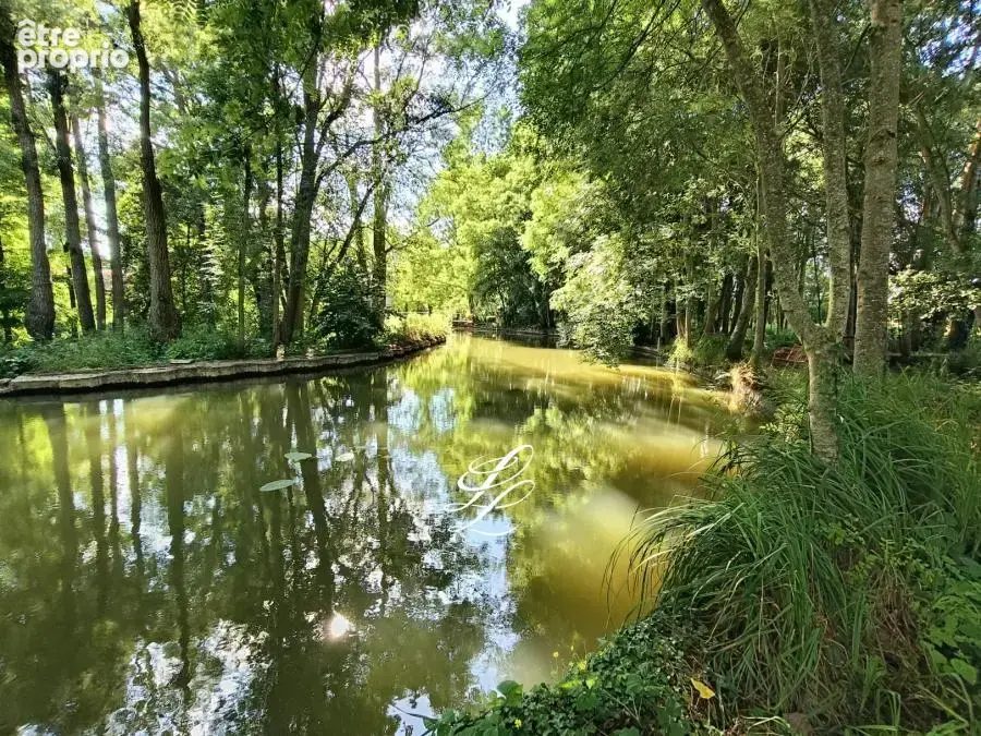 312 m² à Souligne-Sous-Ballon  - photo 3026