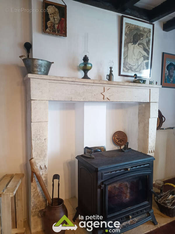 Maison à PRECY