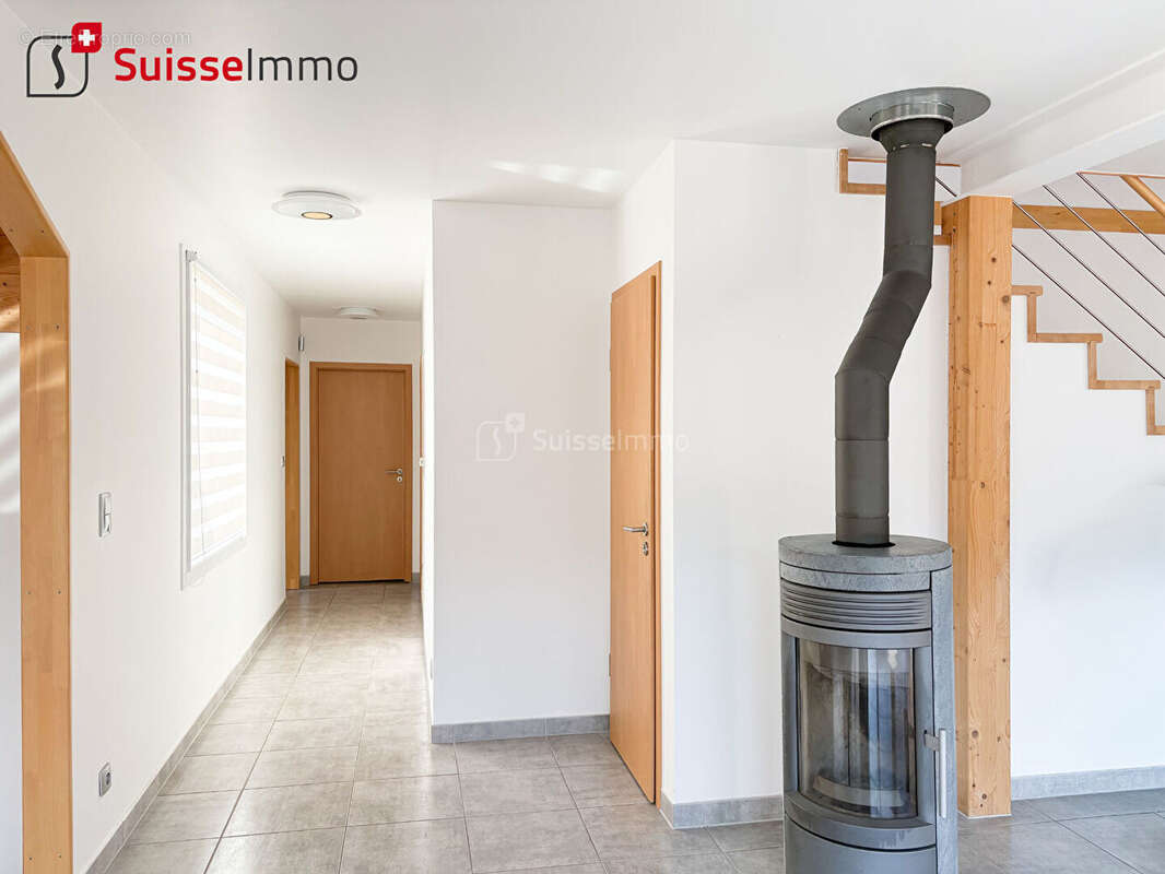 Maison Villers Le Lac 7 pièce(s) 171 m2 - photo 5