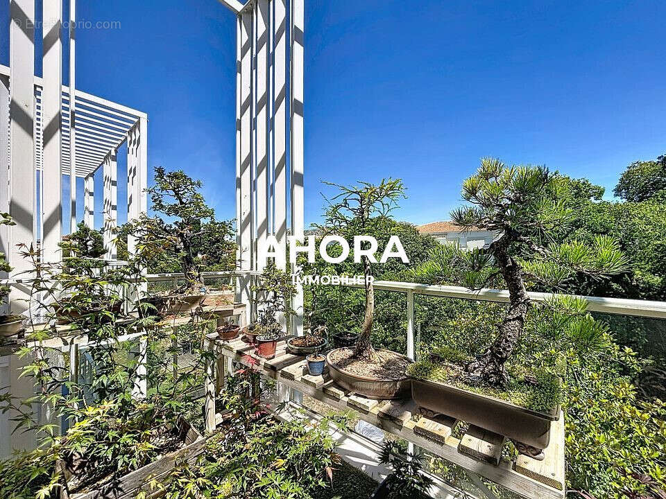 Appartement à MARSEILLE-9E