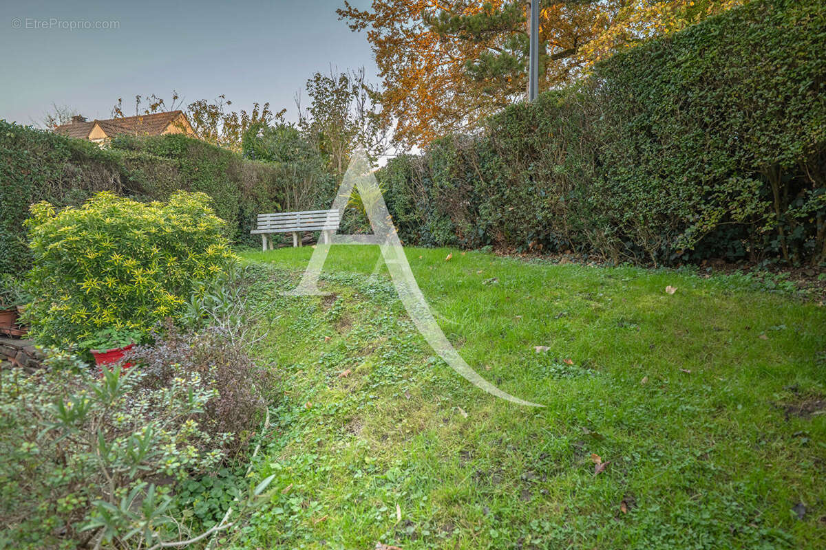 Maison à LIMEIL-BREVANNES