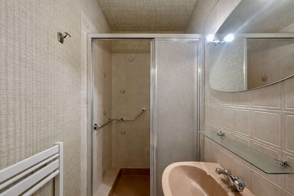 Appartement à VILLE-D'AVRAY