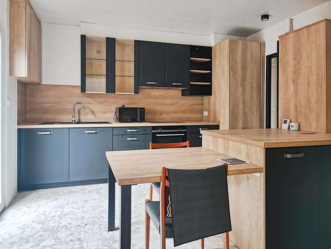 Maison à SAINT-ASTIER