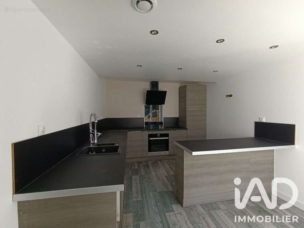 Maison 140 m² à Cametours  - photo 2