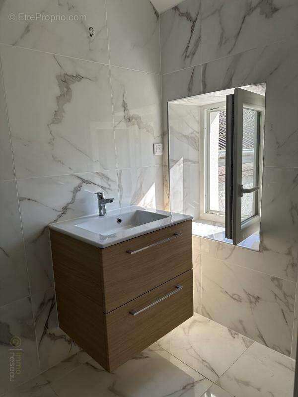 Maison à NEUILLY-EN-THELLE