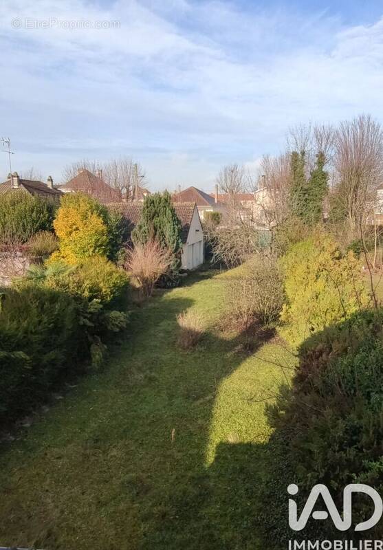 Photo 1 - Maison à LA CHAPELLE-SAINT-LUC