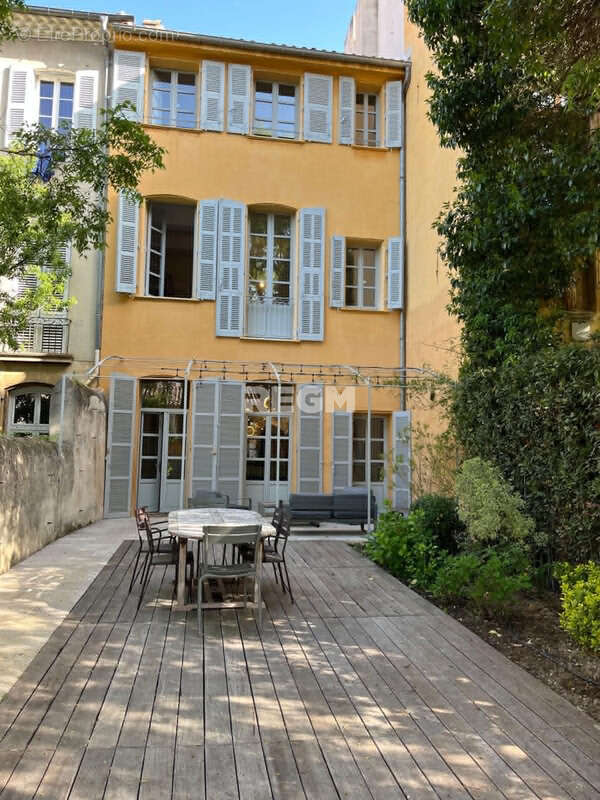 Maison à AIX-EN-PROVENCE