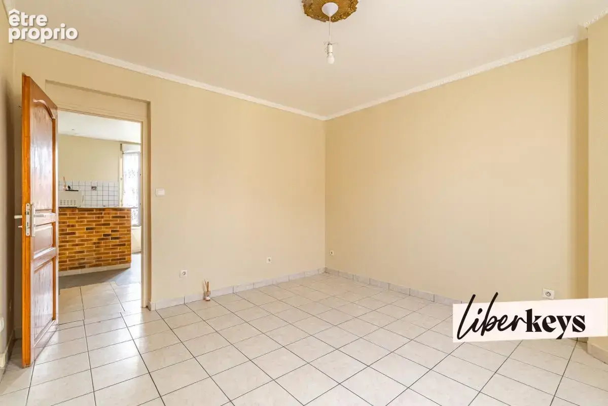 Appartement T2 PAS DE CHARGES et SANS TRAVAUX proche métro à Pierrefitte 93380 - photo 3