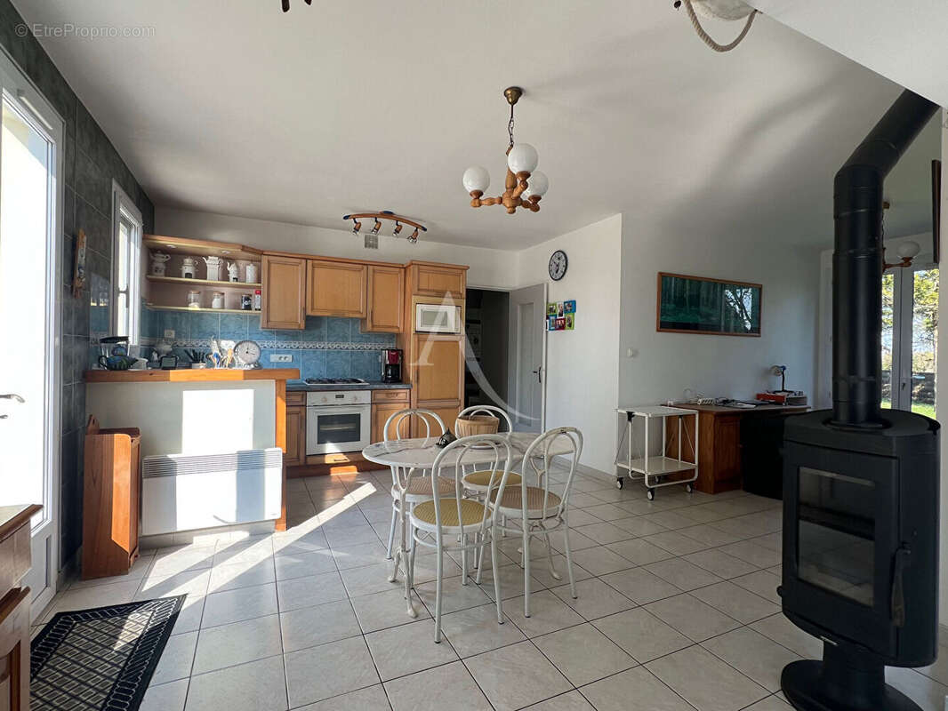 Maison à LONGEVILLE-SUR-MER