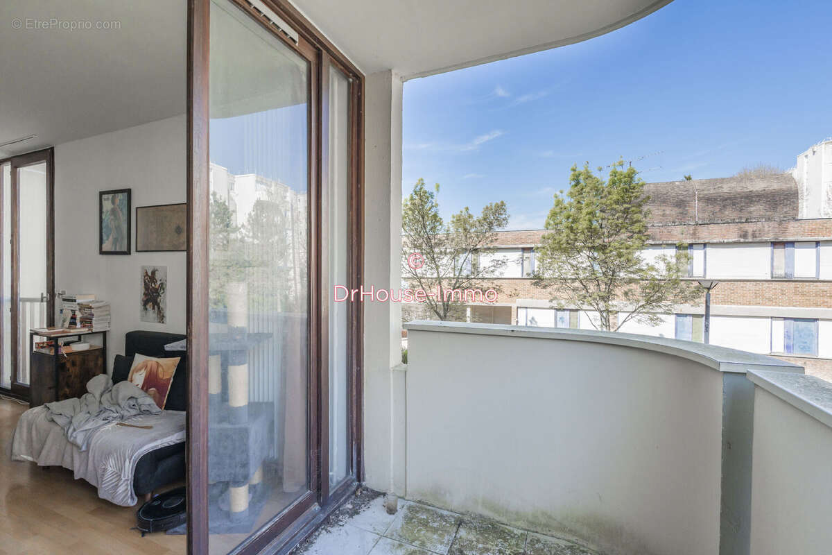 Appartement à ELANCOURT